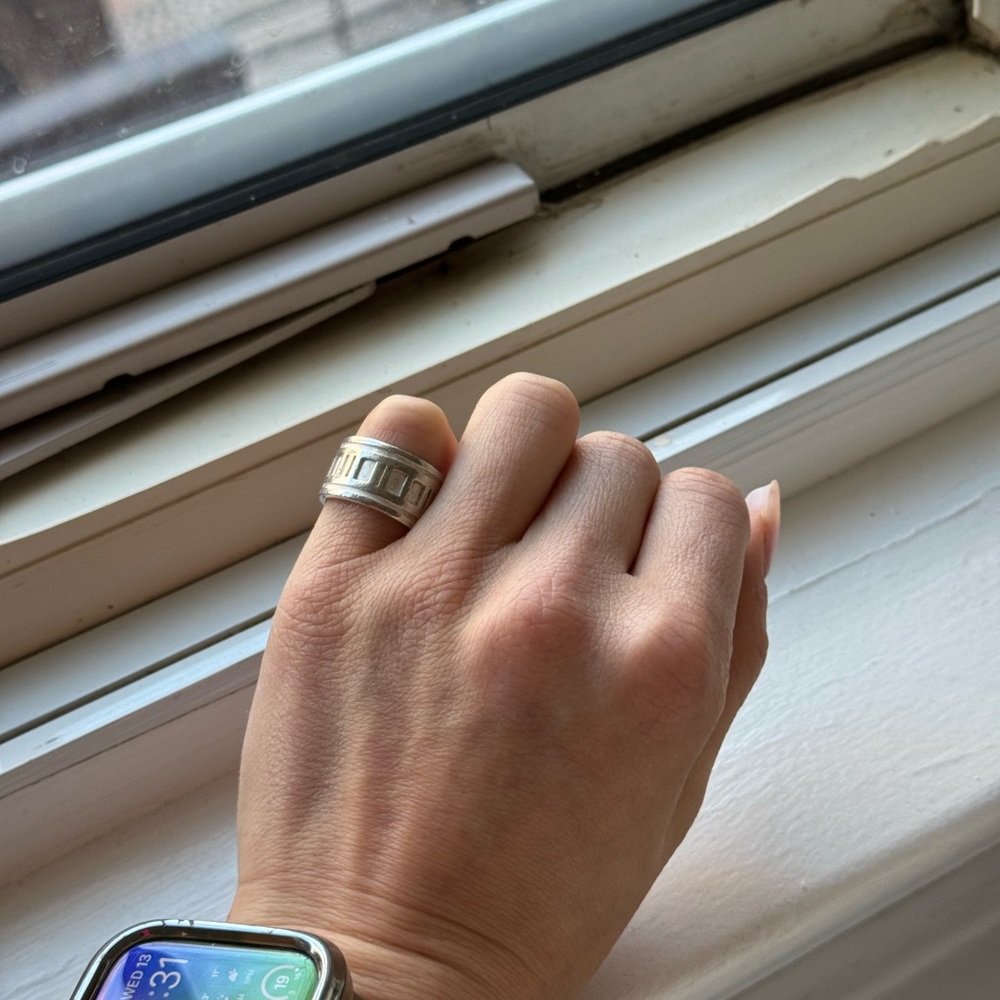 Tiffany and co sterling silver atlas Roman numeral ring - Picture 3 of 6